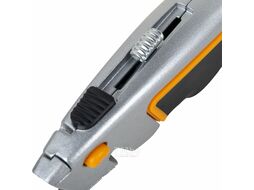 Нож пистолетный Brauberg 238735