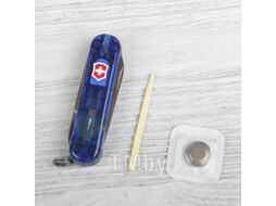 Нож туристический Victorinox Signature Lite 0.6226.T2