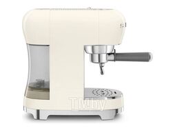 Кофеварка эспрессо Smeg ECF02CREU