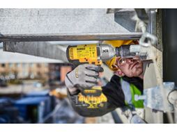Профессиональный гайковерт DeWalt DCF900NT