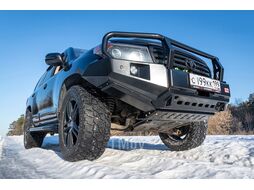 Бампер силовой передний TLC 200 2007-2015 c доп. фарами, защитной дугой и защитой бачка омыв. Риф RIF200-11350