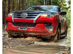 Площадка под лебёдку в штатный бампер Toyota Fortuner 2015+ Риф RIFFRT-30000
