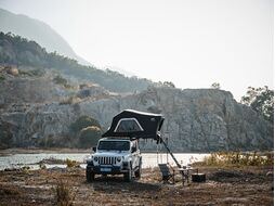 Палатка на крышу автомобиля Voyager 160 Pro ECO Wild Land 900008-0002-0002