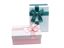 Коробка для подарка картонная 19,5*13,5*7,5 см (арт. PK16056-2, код 222780)